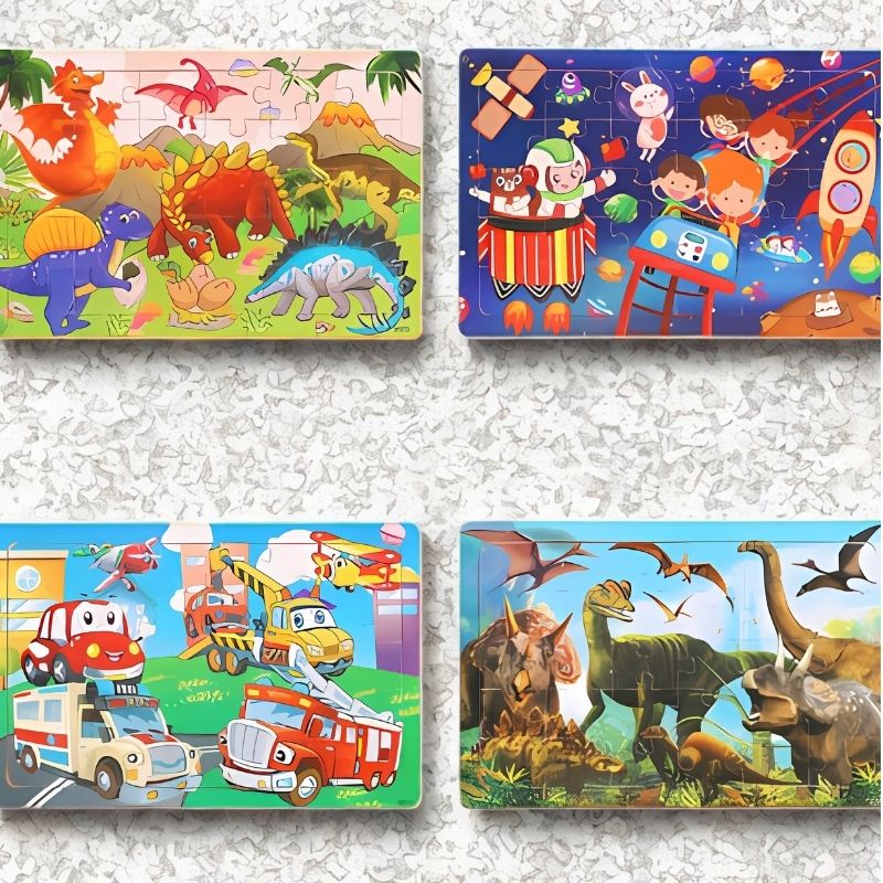 quatre-puzzles-différents-thème-sur-un-plancher-blanc