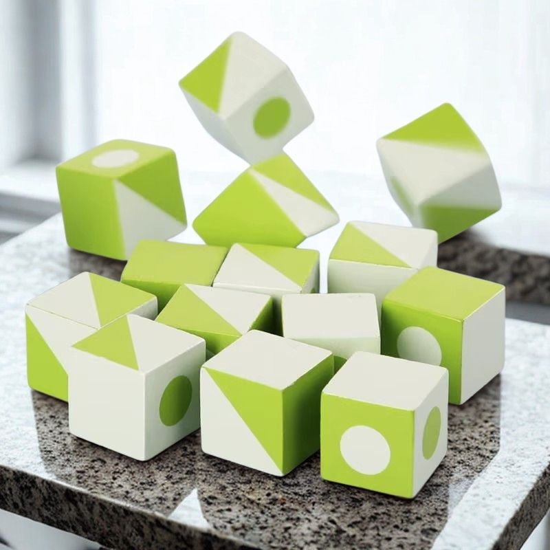 block puzzle-puzzle de blocs cube de bois sur table