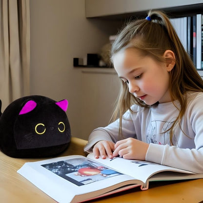 chat kawaii fillette 10 ans lit avec peluche chat noir
