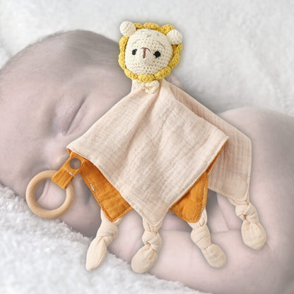 lion-fait-a-la-main-beige-et-jaune-grelot-anneau-de-dentition-et-tissu-doux