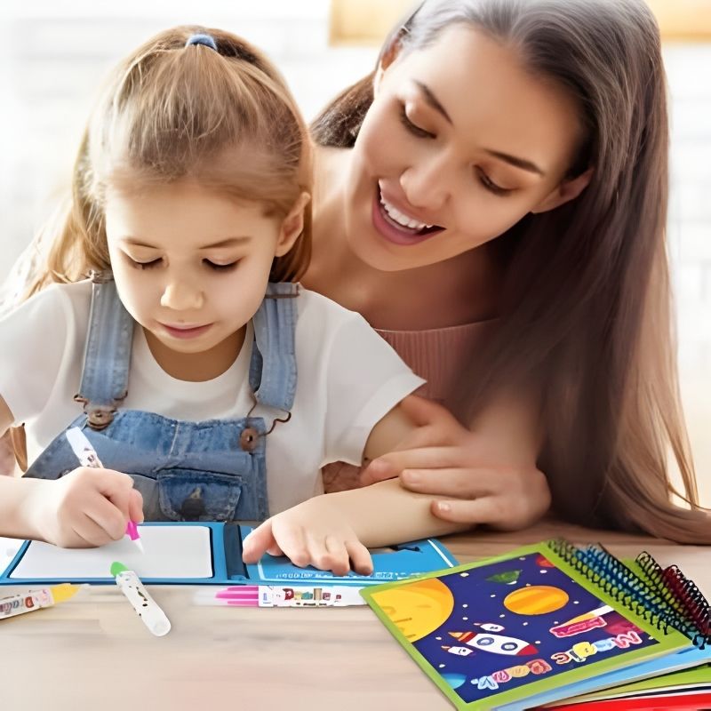 fille 4 ans et maman ravie du livre coloriage à l'eau dessin facile