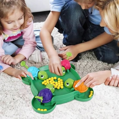 Maman et enfants jouent ensemble dans le salon