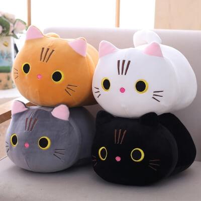 peluche-chat-japonais-oreiller