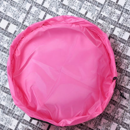 rangement-jouet-doudou-bébé-enfant-rose-filles-sur-plancher-de-tuiles