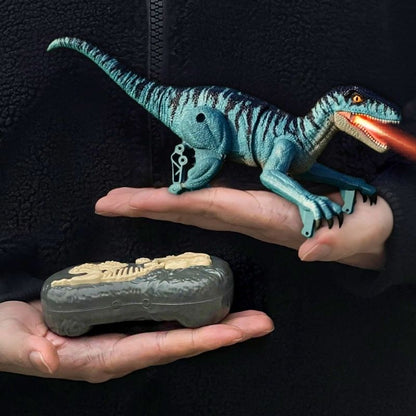 taille réelle du jouet dinosaure raptor télécommandé sur mains adultes