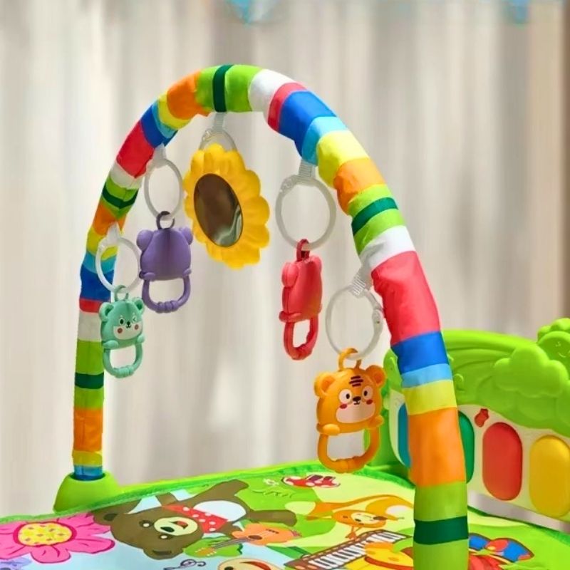 tapis d'éveil bébé arche avec 5 jouets mignons suspendus