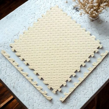 tuile de tapis puzzle blanche avec bordures